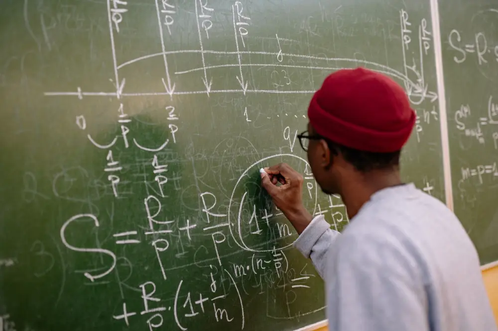 Veamos los requisitos para ser Docente de Ciencias Naturales – Física