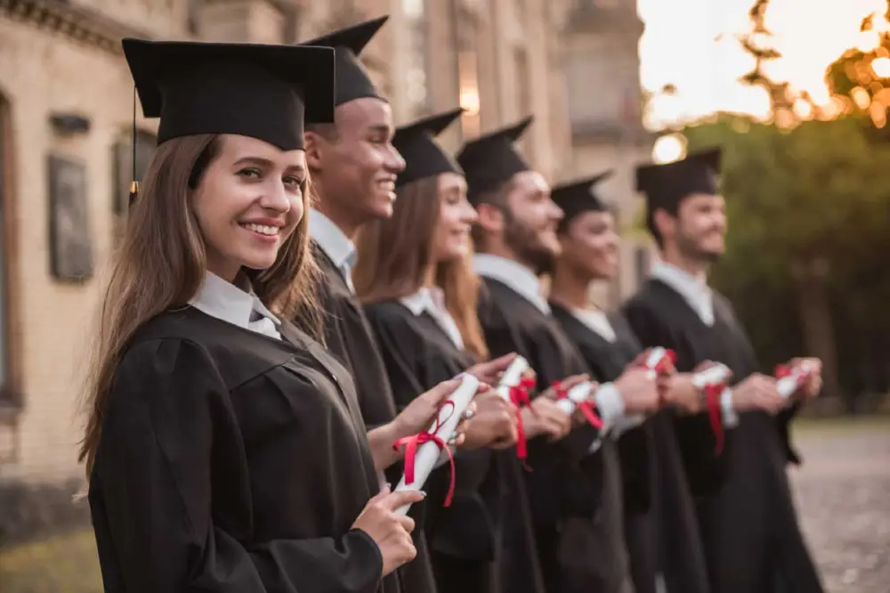 Cómo se certifica correctamente la educación y la experiencia