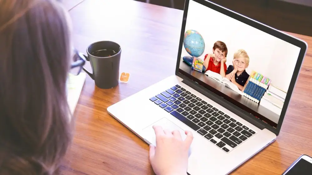 ¿Cuáles son las ventajas del estudio virtual?