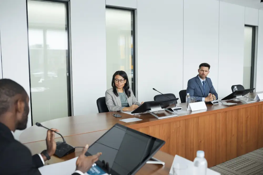 Aprende sobre la Superintendencia de Industria y Comercio