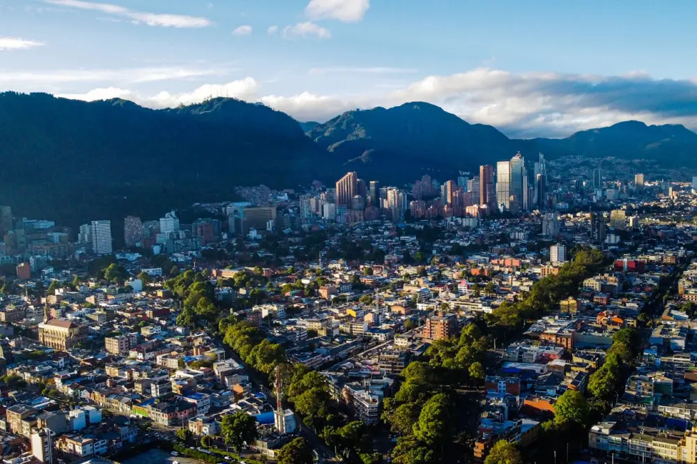 ¿En qué ciudades se presentarán las Pruebas Escritas de la Convocatoria DIAN 2667?